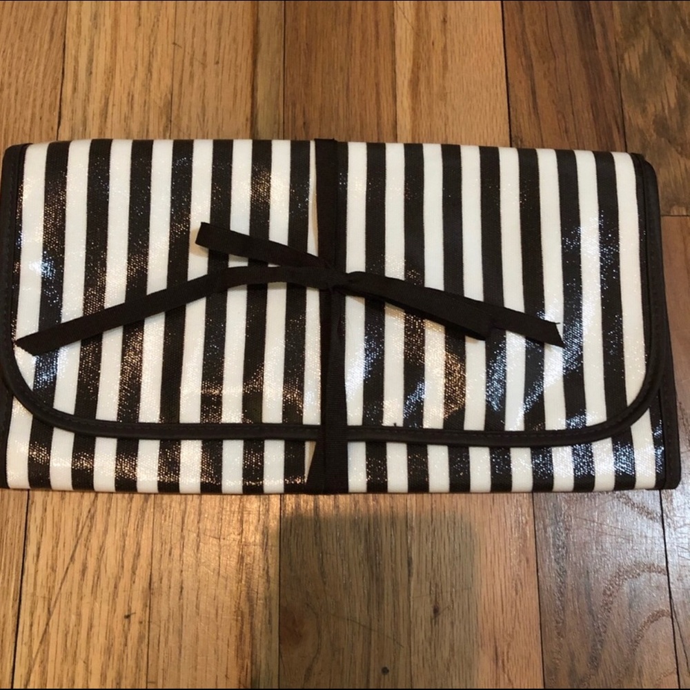 NWT Henri Bendel Hanging Cosmetic Case